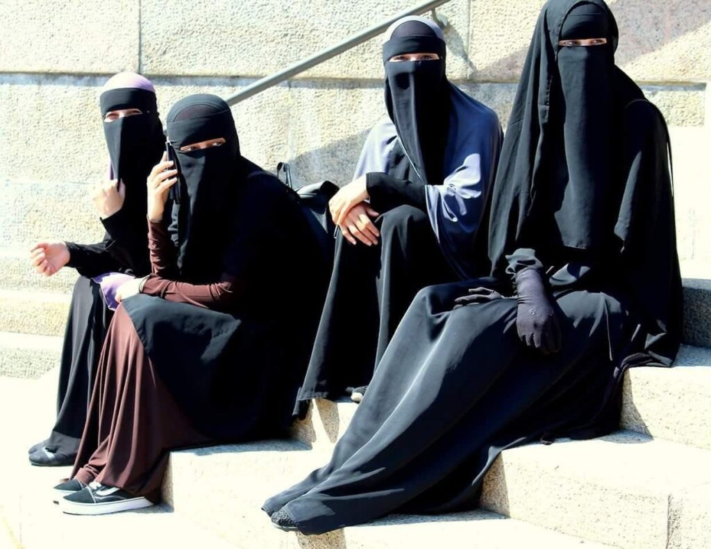 Hykleriet længe leve